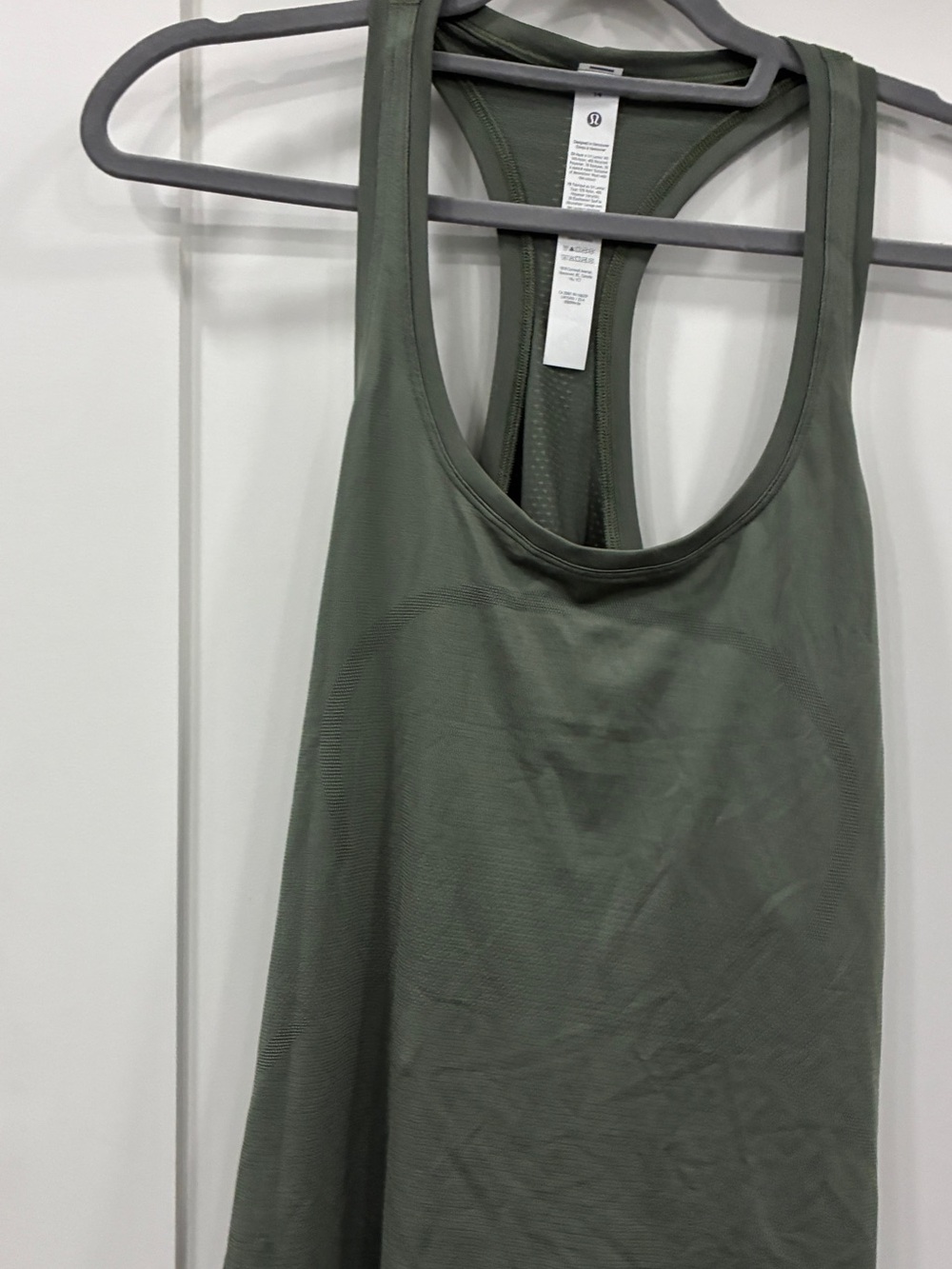 Lululemon Bundle Size 14 | Swiftly Tech Scoopneck Tank 2.0 & Cool Racerback Tan - Picture 2 of 7